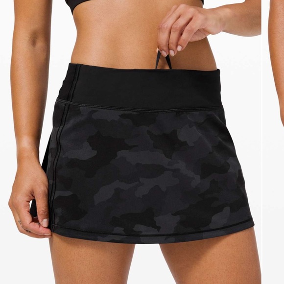 Lululemon Pace Rival Mid Rise Skirt
Heritage 365 Camo Deep Coal Multi / Black - Picture 1 of 6